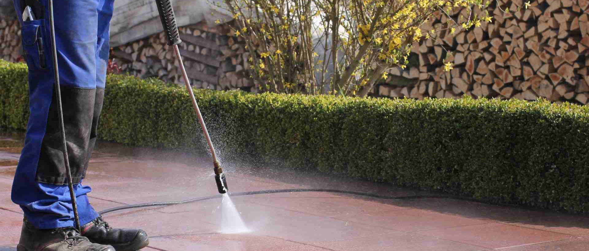 garden maintenance N21